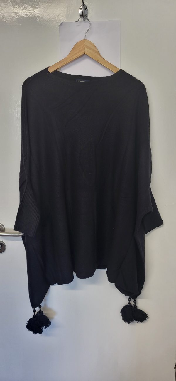 Black Ladies Batwing Tassel Poncho One size fits sizes 18 20 22 24 26 - Image 2