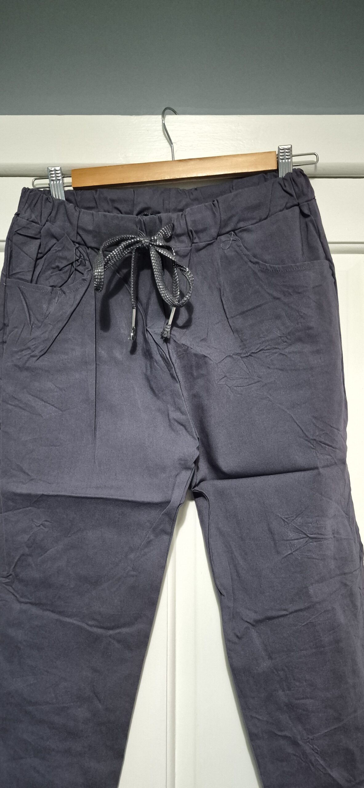 NEW Ladies Charcoal Grey Stretchy Crinkle Magic Trousers One Size Fits 10 12 14 16 18 Size 1 - Image 4
