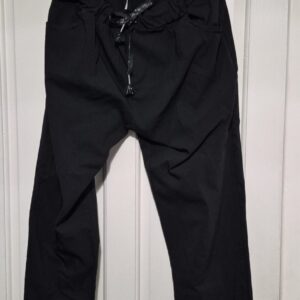 NEW Ladies Black Stretchy Crinkle Magic Trousers One Size Fits 18 20 22 Size 2