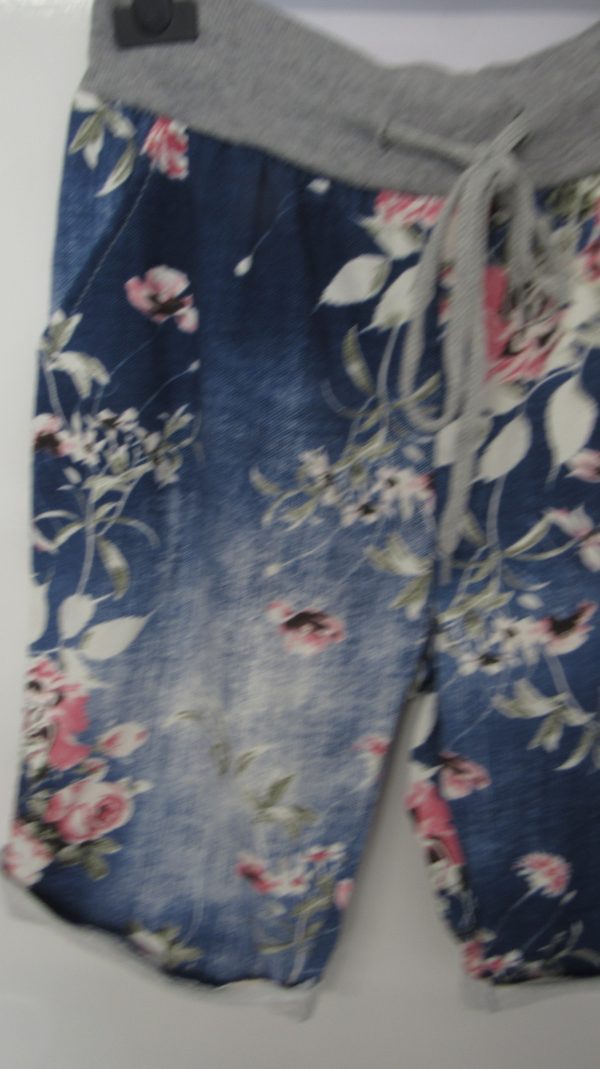 NEW Ladies Dark Blue Flower Jogger Shorts One Size Fits sizes 10 12 14 Size 1 - Image 3