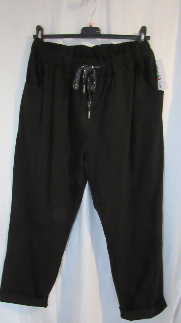 NEW Ladies Black Stretchy Non Crinkle Magic Trousers One Size Fits 22 24 Size 3