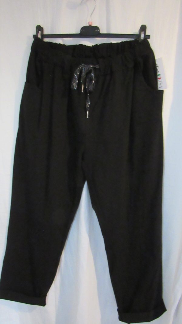 NEW Ladies Black Stretchy Non Crinkle Magic Trousers One Size Fits 22 24 Size 3 - Image 2