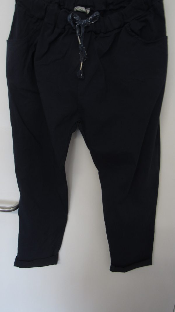 NEW Ladies Navy Blue Stretchy Crinkle Magic Trousers One Size Fits 16 18 20 22 Size 2 - Image 4