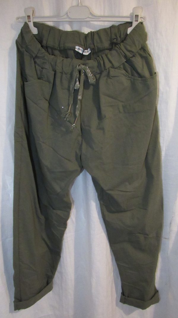 NEW Ladies Olive Green Stretchy Crinkle Magic Trousers One Size Fits 18 20 22 Size 2