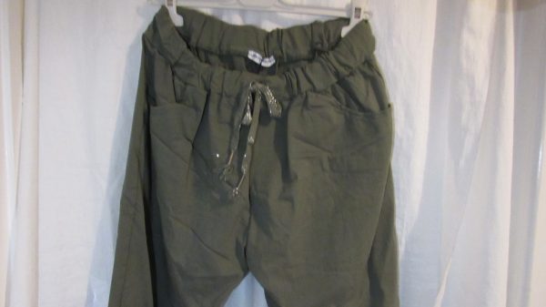 NEW Ladies Olive Green Stretchy Crinkle Magic Trousers One Size Fits 18 20 22 Size 2 - Image 3