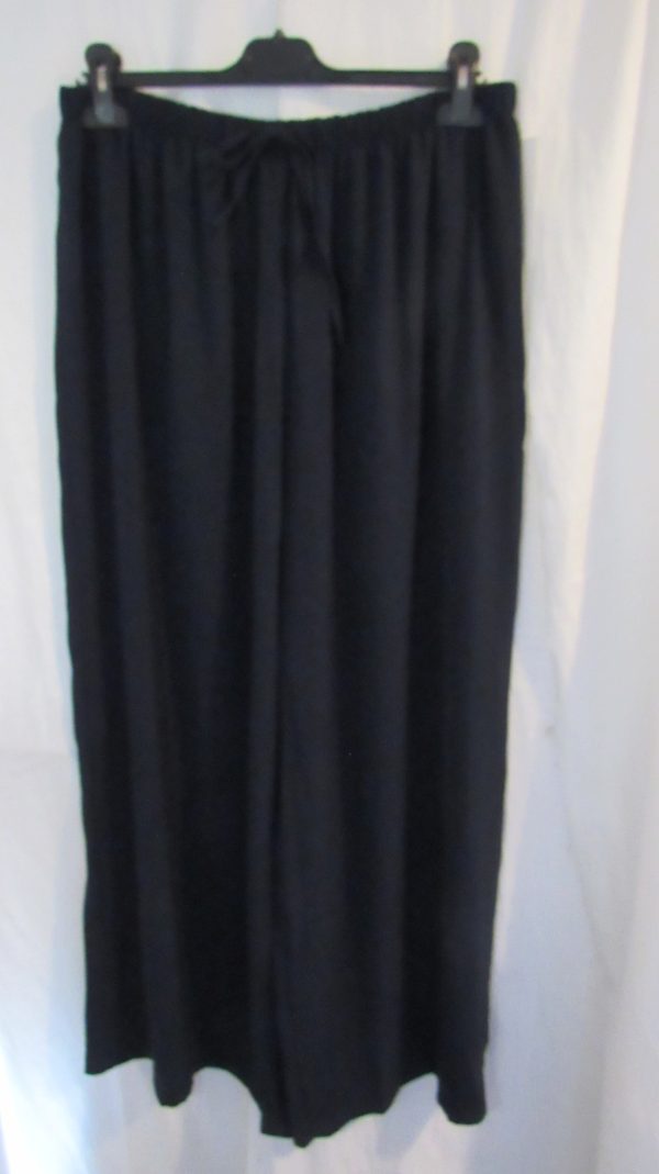 NEW Ladies Womens Navy Blue Palattzo Trousers One size fits sizes 18 20 22 24