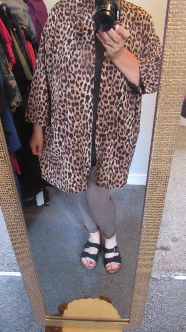 NEW Ladies Animal Print Lightweight Jacket One size fits sizes 18 20 22 24 Longer Length - Image 6