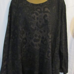 NEW Ladies Black Animal Print Sweatshirt Plus Size One Size fits sizes 22 24 26