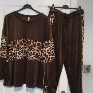 NEW Ladies Brown with Animal Print Trim Velvet feel suit One Size fits sizes 16 18 20 22