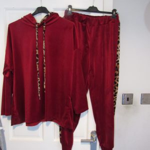 NEW Ladies Burgundy with Animal Print Trim Hooded Velvet feel suit One Size fits sizes 16 18 20 22
