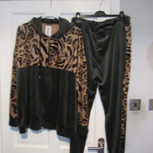 NEW Ladies Khaki with Animal Print Trim Zip Up Top Velvet feel suit One Size fits sizes 18 20 22