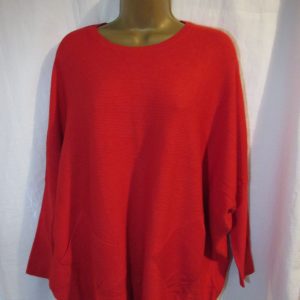 New Ladies Red Lace Back Batwing Soft Jumper One Size fits sizes 16 18 20 22