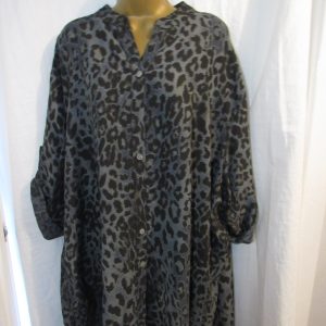 New Ladies Navy Blue Animal Print High Low Shirt One Size Fits sizes 18 20 22