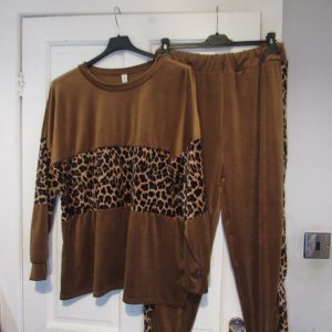 NEW Ladies Paler Brown with Animal Print Trim Velvet feel suit One Size fits sizes 16 18 20 22