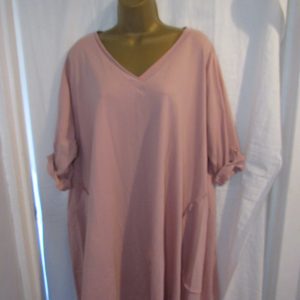 New Ladies Pale Pink V Neck Oversized Top One Size Fits sizes 18 20 22 24