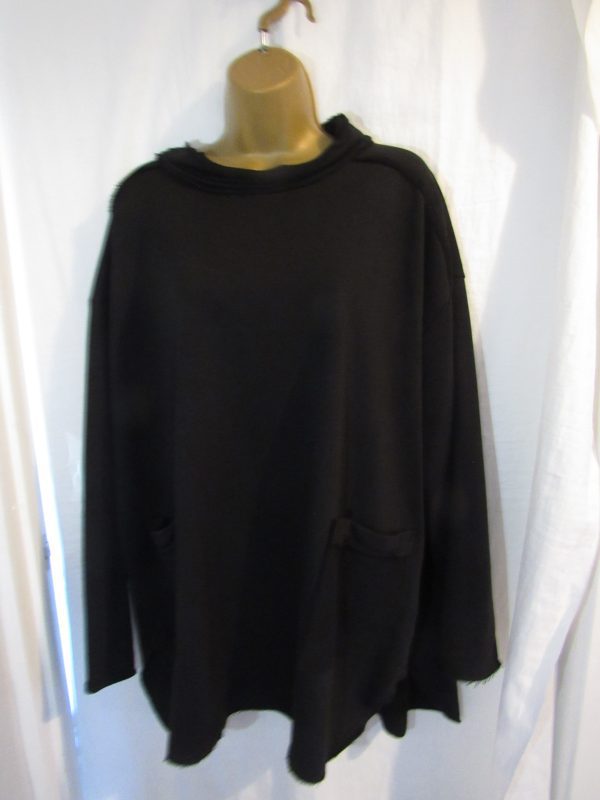 BLACK FRIDAY DEAL New Ladies Black Tunic Top One Size fits sizes 18 20 22 NON RETURNABLE