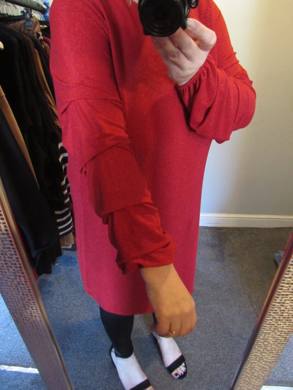 SALE SALE SALE New Ladies Red Frill sleeved Long Tunic Top One Size fits sizes 16 18 20 NON RETURNABLE - Image 6