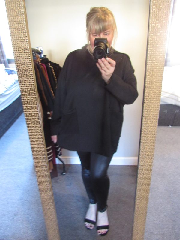 BLACK FRIDAY DEAL New Ladies Black Tunic Top One Size fits sizes 18 20 22 NON RETURNABLE - Image 4