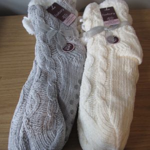 CREAM AND GREY 2 x Pairs Ladies Chenille Cable Lounge Socks With Sherpa Lining & Pom Pom