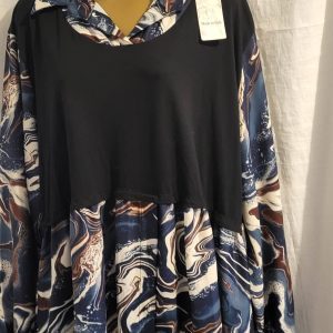 NEW Ladies Black with Blue Print Tunic Top One Size fits sizes 18 20 22 24