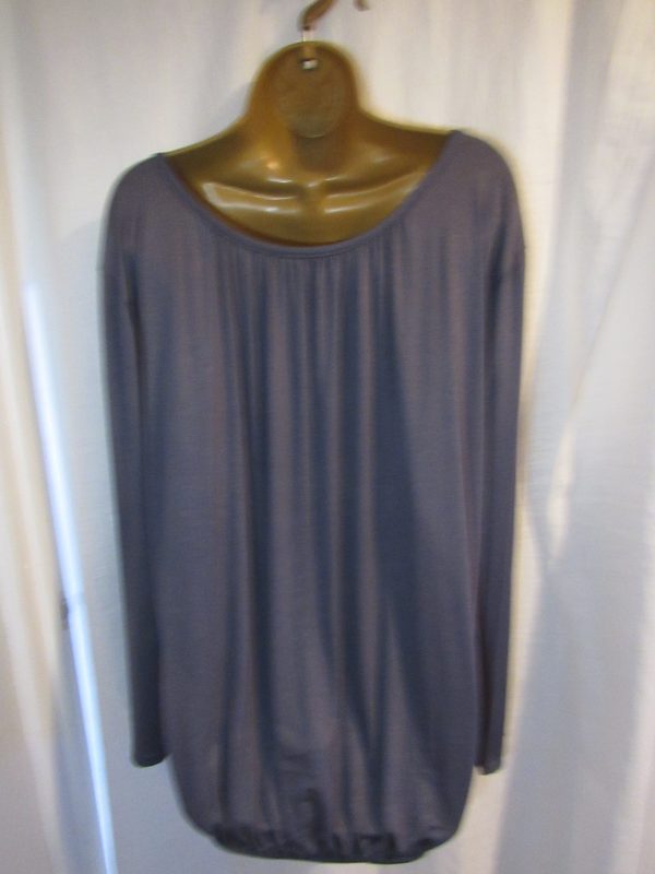 NEW Ladies Grey Elasticated Hem Top One Size fits sizes 16 18 20 22 - Image 3