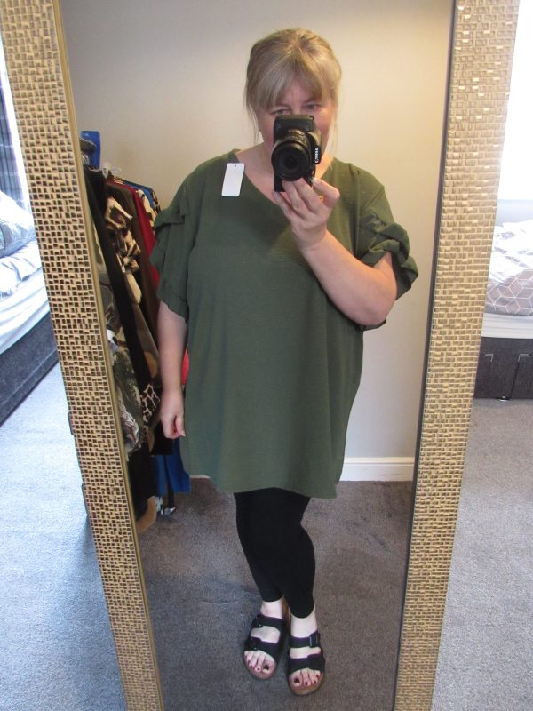 SALE SALE SALE NEW Ladies Khaki Detailed Sleeve V Neck One Size fits sizes 18 20 22 NON RETURNABLE - Image 4