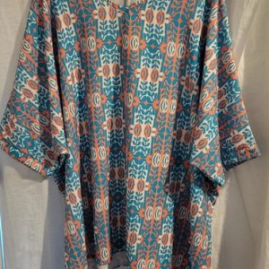 NEW Ladies Women Green Print V Neck Tunic Top One Size fits sizes 18 20 22 24