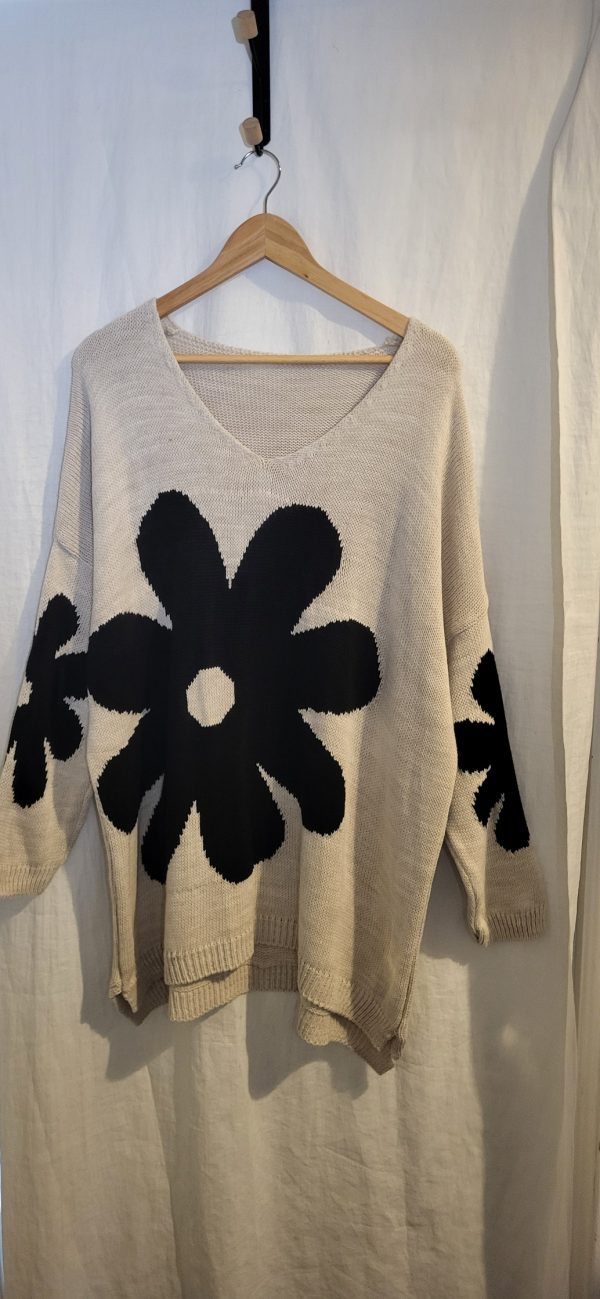 SALE SALE SALE New Ladies Women Beige with Black Flower Jumper One Size fits sizes 18 20 22 NON RETURNABLE