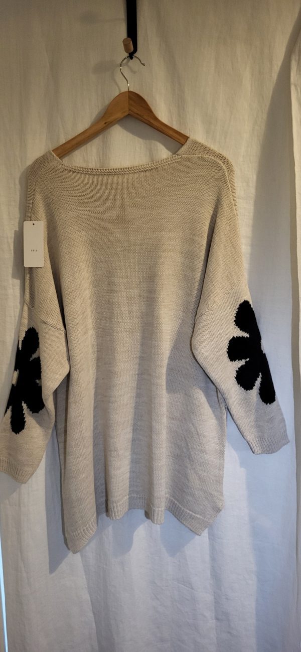 SALE SALE SALE New Ladies Women Beige with Black Flower Jumper One Size fits sizes 18 20 22 NON RETURNABLE - Image 3