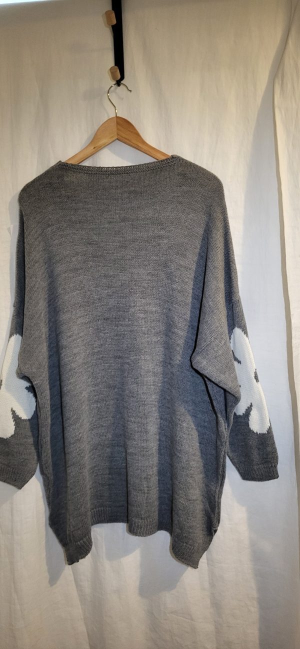 SALE SALE SALE New Ladies Women Grey with White Flower Jumper One Size fits sizes 18 20 22 NON RETURNABLE - Image 3