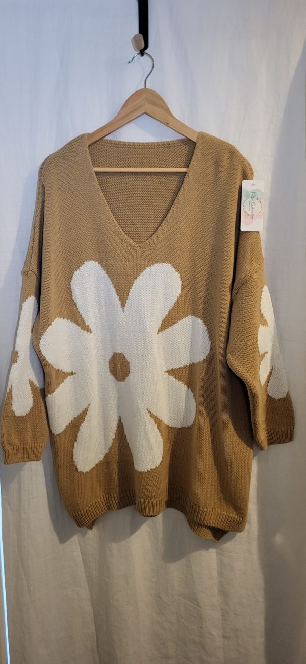 FAULT New Ladies Women Camel with White Flower Jumper One Size fits sizes 18 20 22 NON RETURNABLE - Image 2