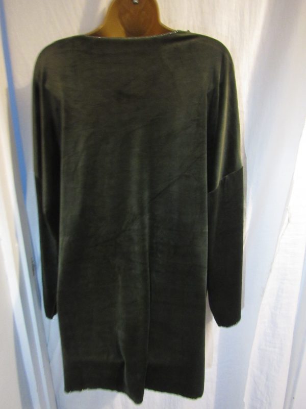 SALE SALE SALE NEW Ladies Green Velvet Feel Heart Top One size fits sizes 16 18 20 NON RETURNABLE - Image 3