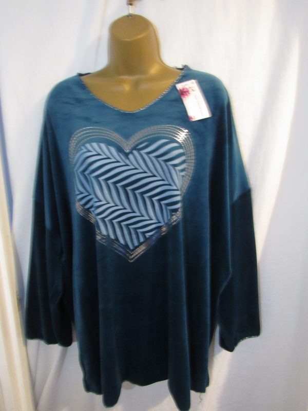 SALE SALE SALE NEW Ladies Teal Velvet Feel Heart Top One size fits sizes 16 18 20 NON RETURNABLE