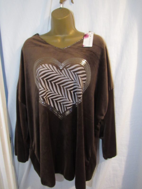 SALE SALE SALE NEW Ladies Brown Velvet Feel Heart Top One size fits sizes 16 18 20 NON RETURNABLE