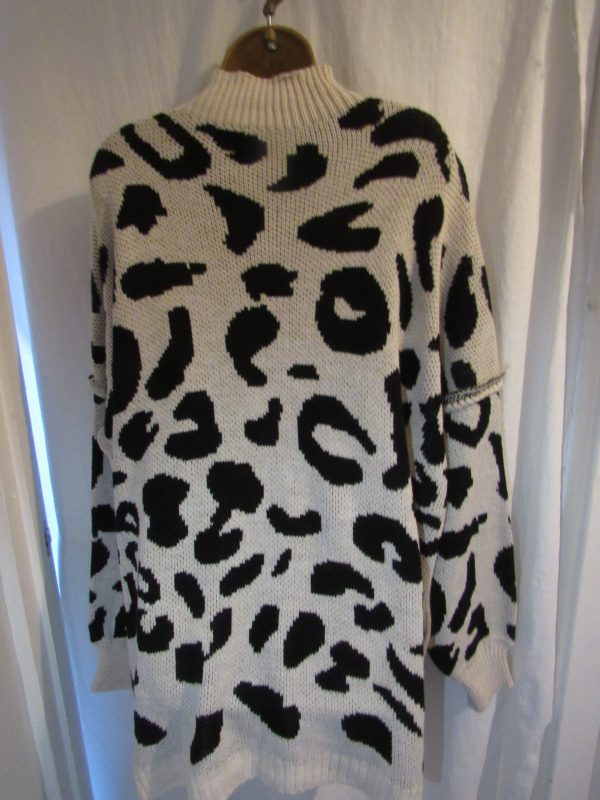 NEW Ladies Women Beige Leopard Print Jumper One Size Fits 18 20 22 - Image 3