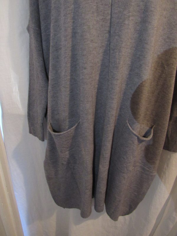 SALE SALE SALE New Ladies Grey Pocket Soft Longer Length Jumper One Size fits sizes 18 20 22 - Image 2