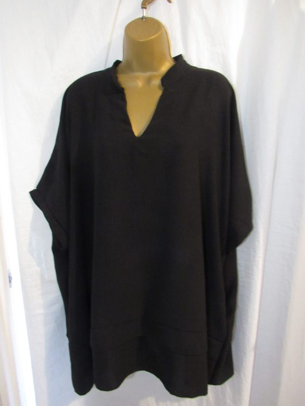 Ladies Women New Black Plus Tunic Top One Size fits sizes 18 20 22 24