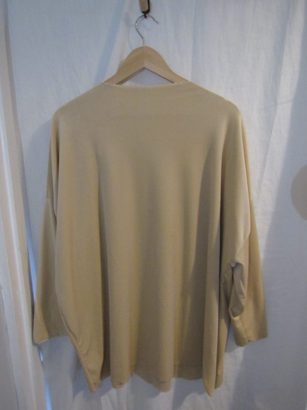 SALE SALE SALE NEW Ladies Beige Velvet Feel Heart Top One size fits sizes 16 18 20 NON RETURNABLE - Image 5