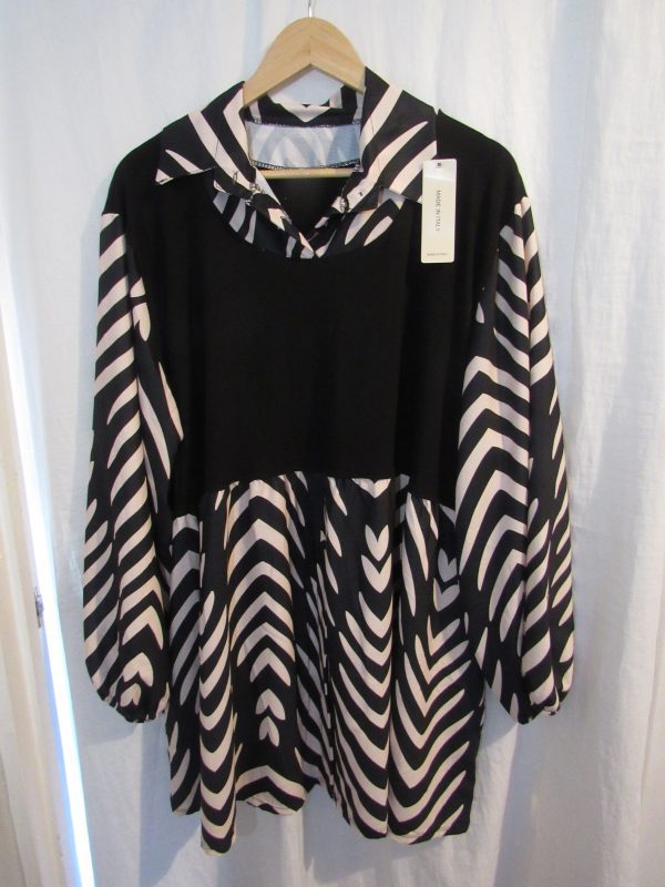 NEW Ladies Black Stripe Print Tunic Top One Size fits sizes 18 20 22 24 - Image 2