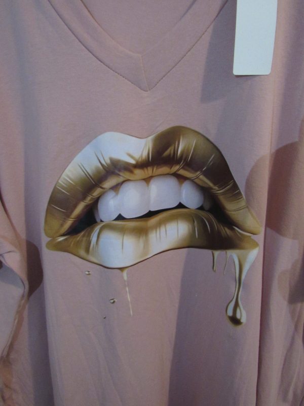 New Ladies Women Pink Lips V Neck T-shirt One Size Fits 18 20 22 - Image 3