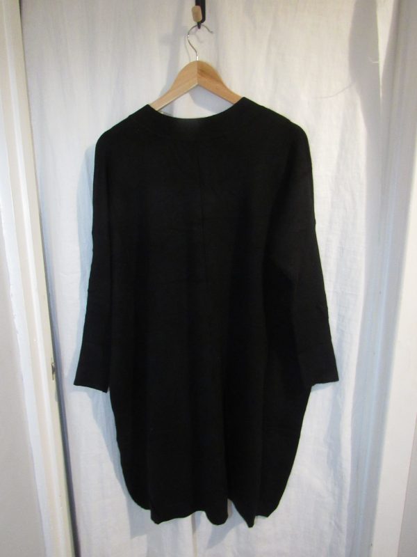 SALE SALE SALE New Ladies Black Pocket Soft Longer Length Jumper One Size fits sizes 18 20 22 - Image 6