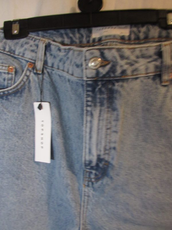 Topshop Original Curve Mom Jeans in Bleach Blue UK 18 Non Returnable - Image 3