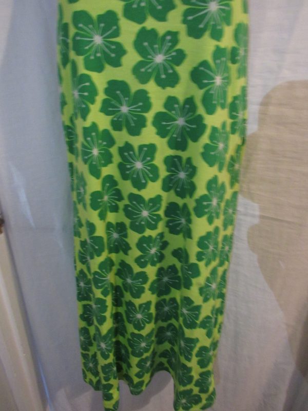 New Ladies Halterneck Mini Dress Waterlily in Green Size 10-14 Non Returnable - Image 2