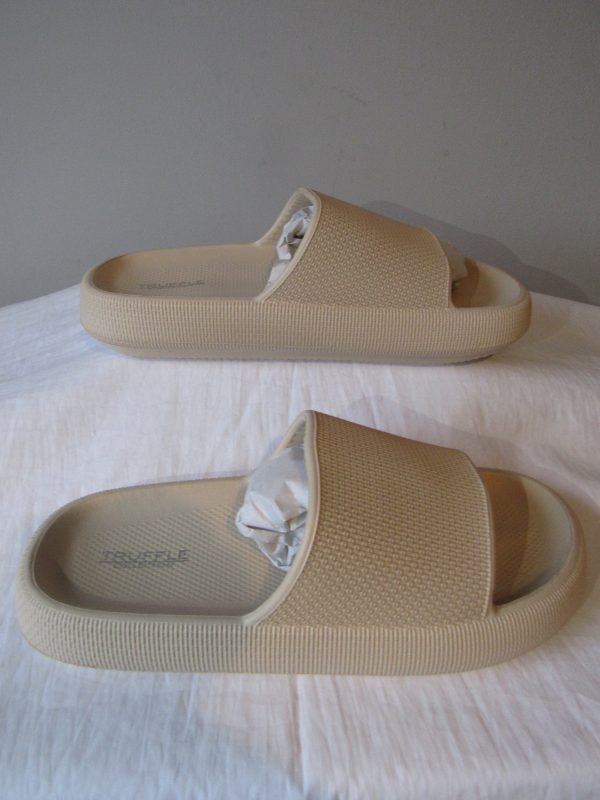 SALE SALE SALE Truffle Chunky Pool Sliders Size UK 6 NON RETURNABLE