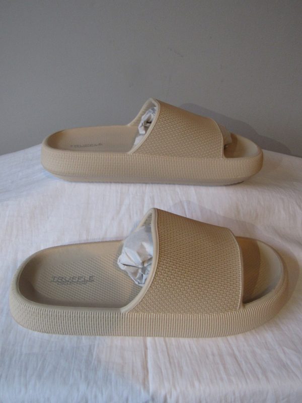 SALE SALE SALE Truffle Chunky Pool Sliders Size UK 6 NON RETURNABLE - Image 2