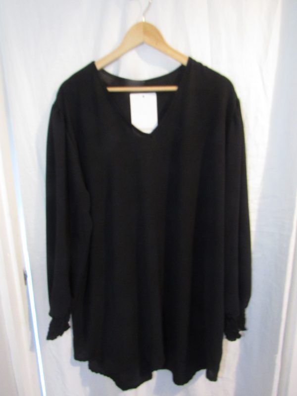 New Ladies Black V Neck Top One size fits sizes 18 20 22