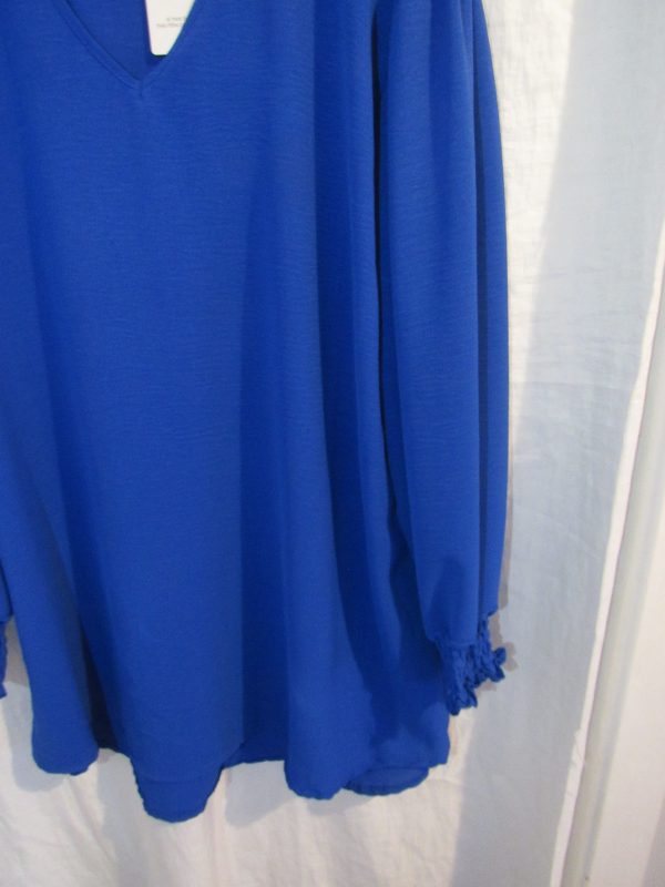 New Ladies Royal Blue V Neck Top One size fits sizes 18 20 22 - Image 3