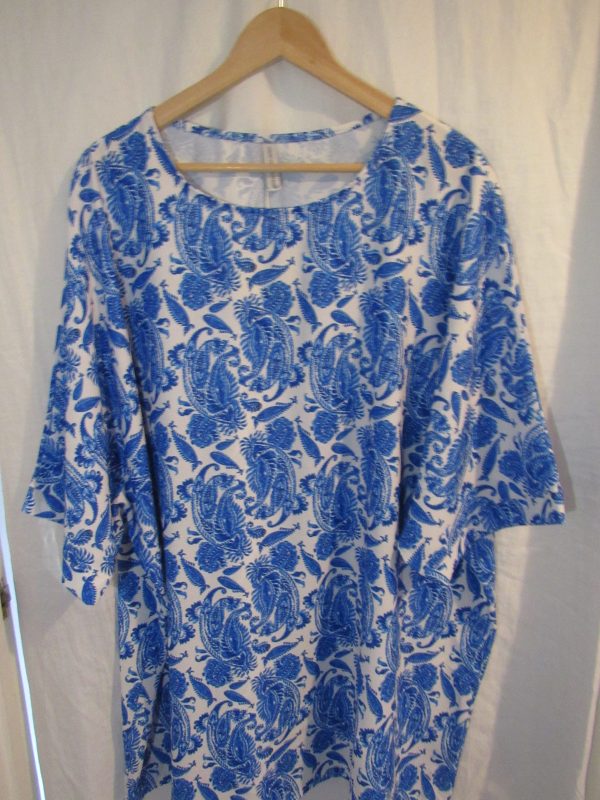 NEW Ladies Women Royal Blue Print Round Neck Tunic Top One Size fits sizes 18 20 22 24 - Image 3