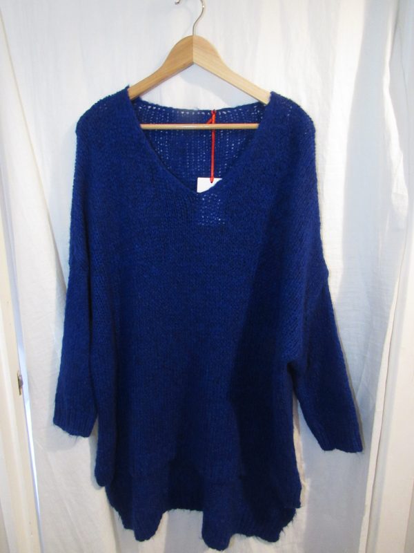 SALE SALE SALE New Ladies Royal Blue V Neck Jumper One Size fits sizes 18 20 22 NON RETURNABLE