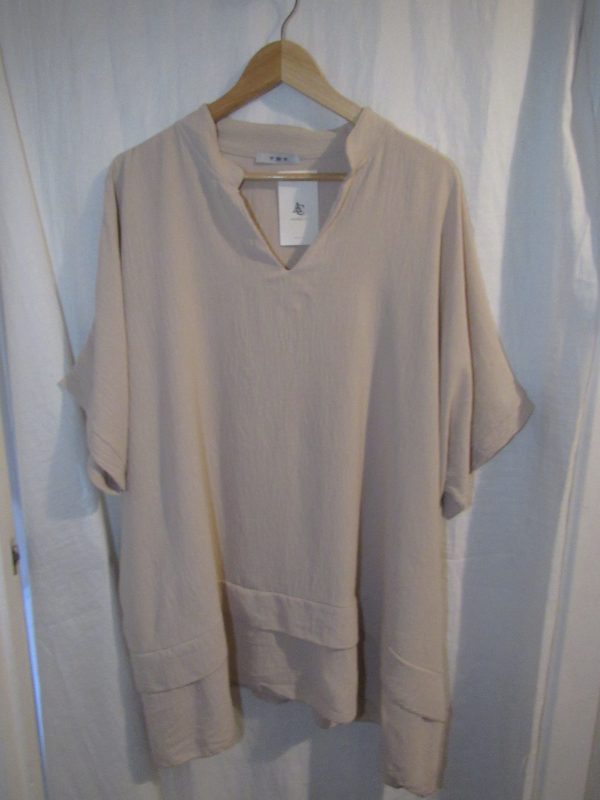 Ladies Women New Beige Plus Tunic Top One Size fits sizes 18 20 22 24